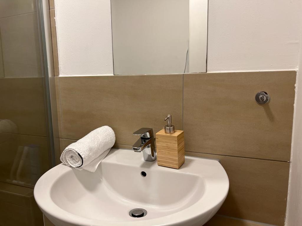 Lux Apartments Mörfelden-Walldorf Zewnętrze zdjęcie